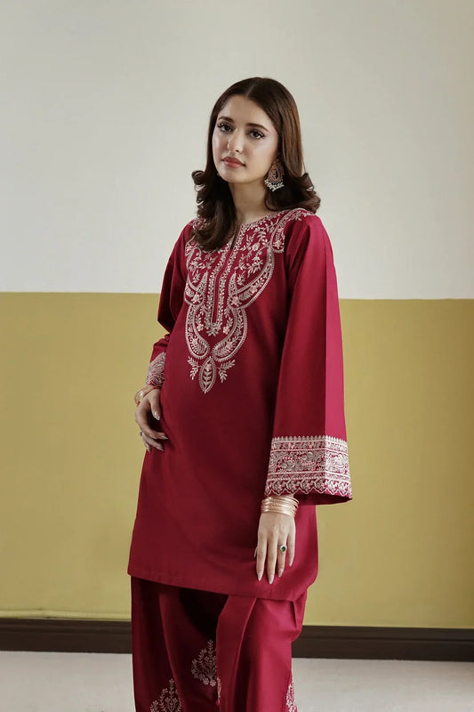 Gulnaar Embroidered 2pc