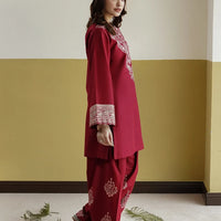 Gulnaar Embroidered 2pc
