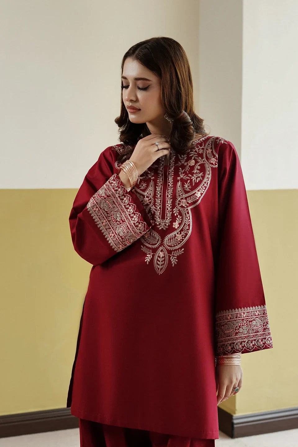 Gulnaar Embroidered 2pc