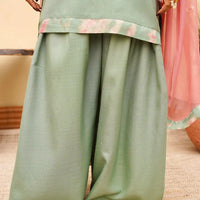 Saga Green